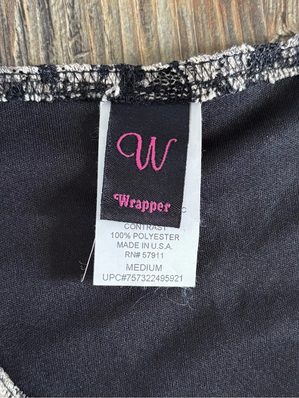 Wrapper Nightfall Mesh 3/4 Sleeve V-Neck Top Womens M Ivory Black Silver Specks